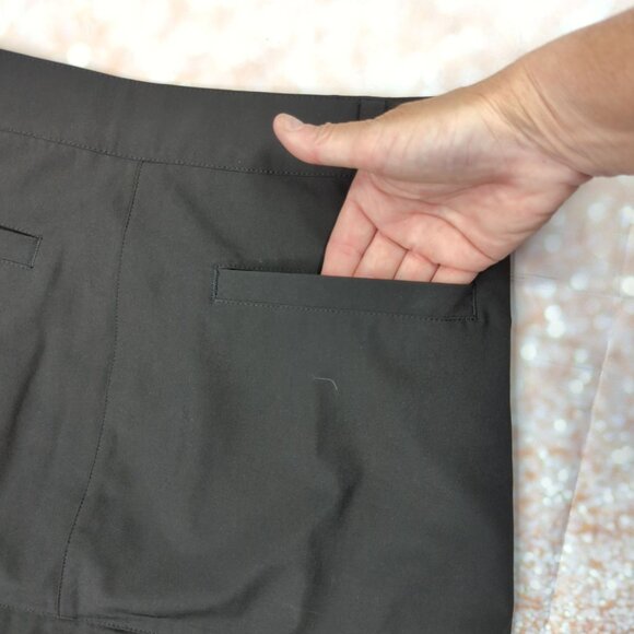 Daily Sports Womens Size 4 Golf Skort Black Leopard Pleated Performance Apparel - Picture 8 of 8